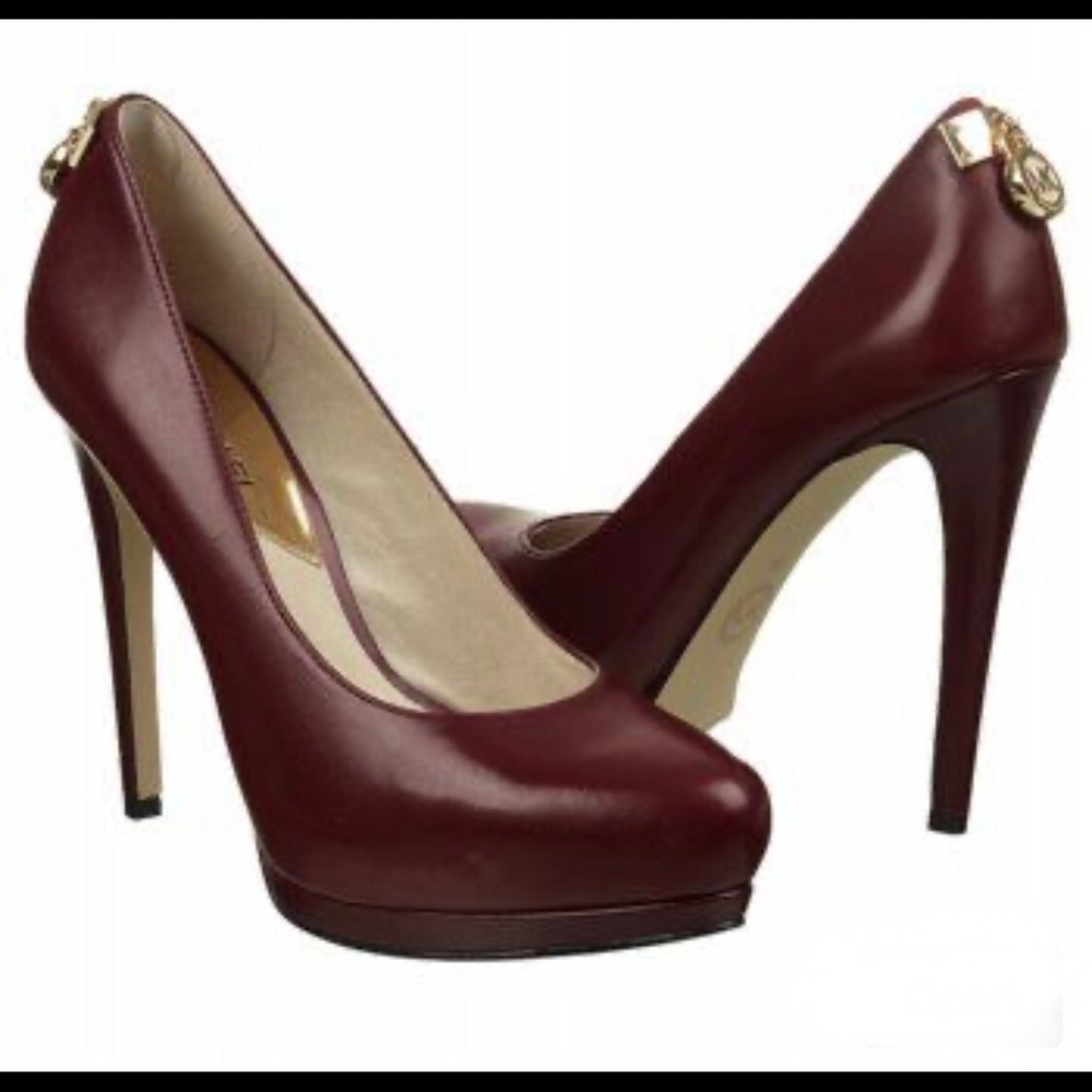 Michael Kors - Hamilton Pump